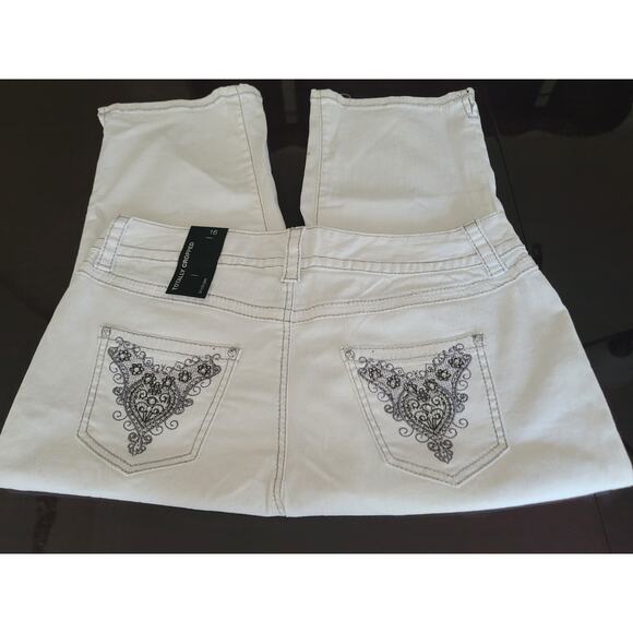 Lane Bryant Totally Cropped Jeans PLUS Size 16 White Embroidered Pockets NWT - Picture 10 of 14